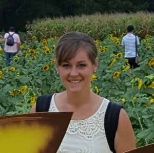 Meet your Posher, Stephanie